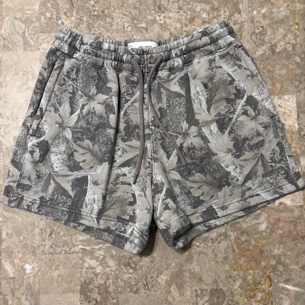 Hollister Shorts Mens Medium Real Tree Camo Fleece Gym Essentials 4" Fleece